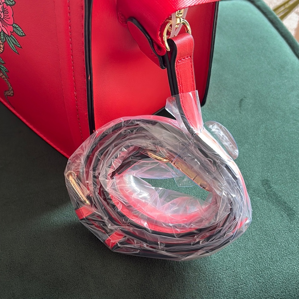 *RARE* Steve Madden Red Bevelyn Purse Lunar New Year Year of the Snake - Picture 11 of 15